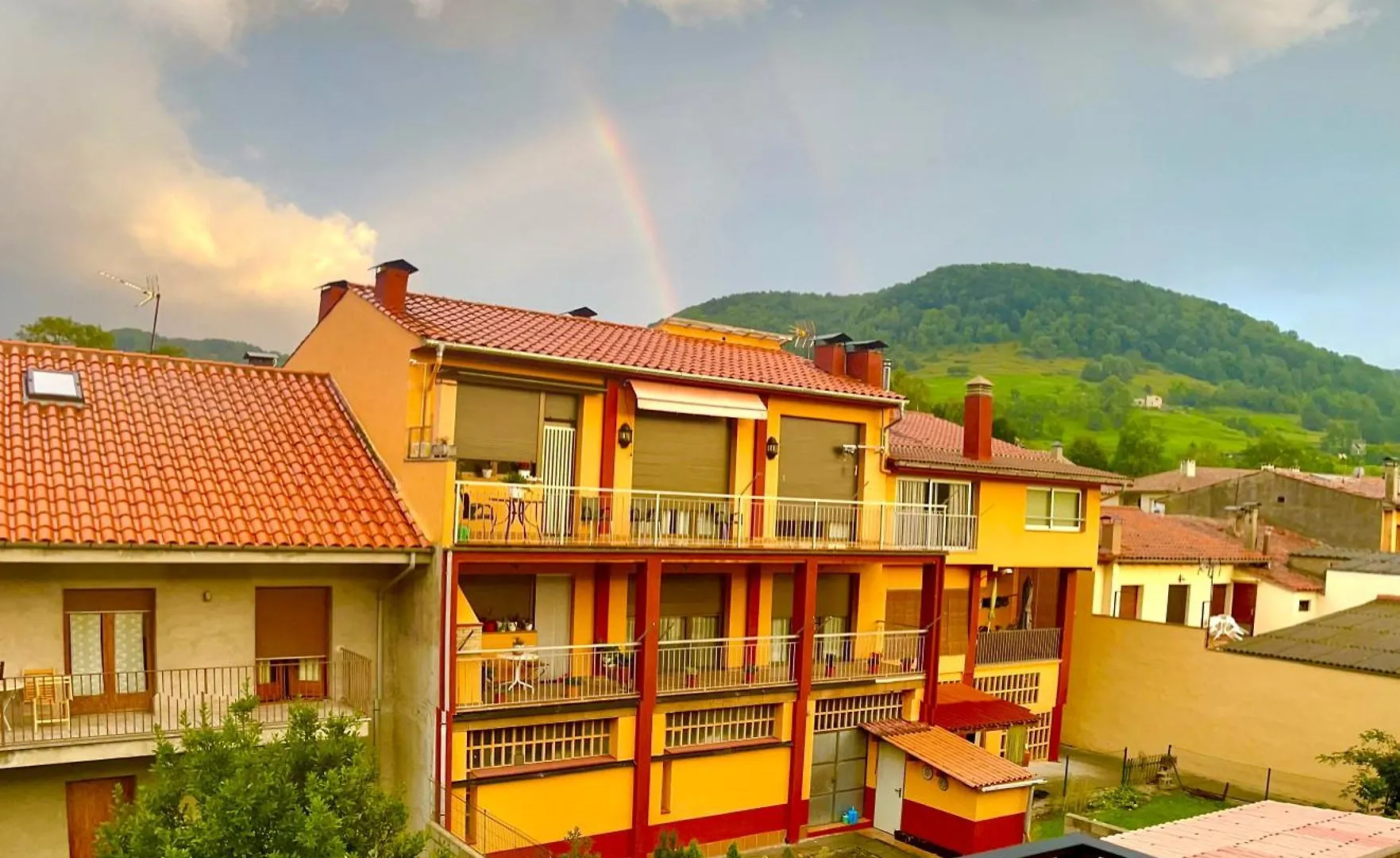 Cal Harrys - La Mejor Casa De Vacaciones En Pyrenees Con Vistas A La Montana Sant Pau de Segúries 0*,